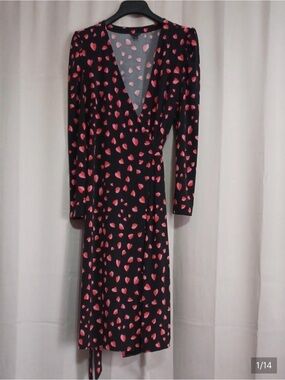 Ann Taylor Heart Print Wrap Dress Long Sleeves Shirred Shoulders Stretch
